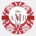 Wedding drei Monogramm-u. Namen-rotes Damast-Siege Runde Sticker