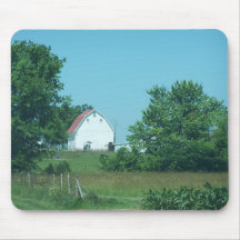 Weiße Scheunen-Szene Mousepads