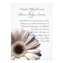 Weißes Gerbera-Hochzeits-Gänseblümchen Individuelle Einladung