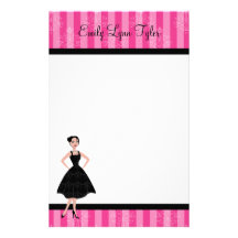 Wenig schwarzes Kleid Personalisiertes Druckpapier
