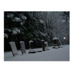 Winter-Friedhof mit Kugel Postkarte