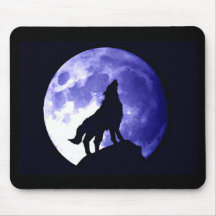 Wolf, der am Mond heult Mauspads