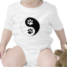 Yin Yang Hundetatzen Strampelanzüge