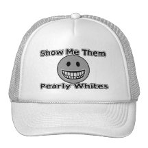 Zeigen Sie mir sie perliges Weiß Truckercap