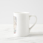 さなささじ  部屋の階段わきで屈んでたくさん落ちているゴミを拾う女性のイラスト PORZELLANTASSE (Rechts)