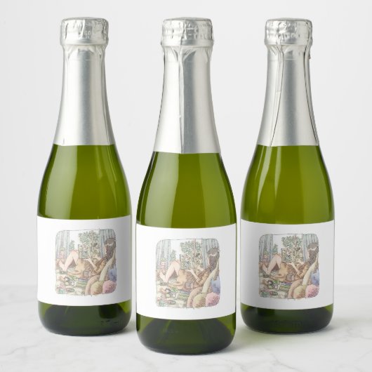 さなむごじ カーテンのある窓際に寝そべって本を読む素足の女性のイラスト SCHAUMWEINETIKETT (Flaschen)