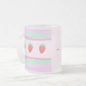 イチゴ柄がかわいい ピンク♡ MATTGLASTASSE (Vorderseite Links)