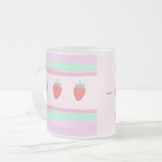 イチゴ柄がかわいい ピンク♡ MATTGLASTASSE (Vorderseite Links)