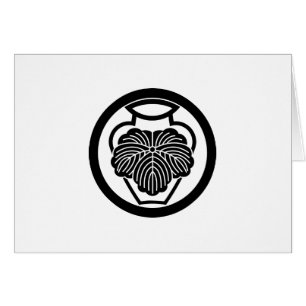 中 輪 に 壺 蔦 に