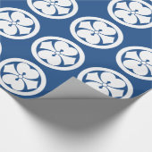 丸に二つ剣酢漿草 GESCHENKPAPIER (Ecke)