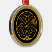 丸に抱き柏 SILBERNES ORNAMENT (Rechts)