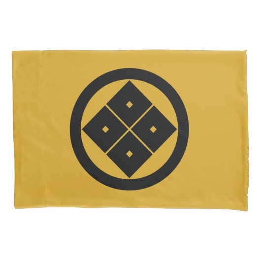 丸に隅立て四つ目 KISSENBEZUG (Vorderseite)