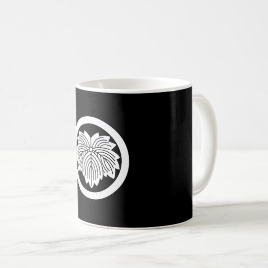 丸に鬼蔦 KAFFEETASSE (VorderseiteRechts)