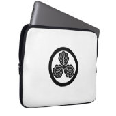 丸 に 三 つ 柏 LAPTOPSCHUTZHÜLLE (Vorne Rechts)