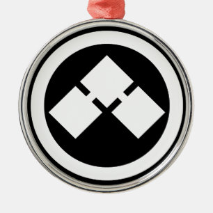 丸 に 榺 ORNAMENT AUS METALL