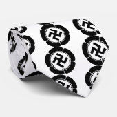 五瓜に隅立て五つ割り萬字 KRAWATTE (Gerollt)