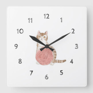 文字　カスタマイズ　猫と毛糸玉　by:Siori.K　 アクリル壁時計 Quadratische Wanduhr