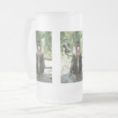 狒 狒 MATTGLAS BIERGLAS (Vorderseite Links)