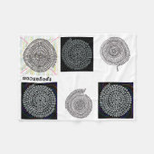 白地と黒地の算数曼荼羅ブランケット FLEECEDECKE (Vorderseite (Horizontal))