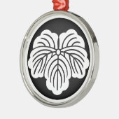 石 持 ち 地 き 蔦 抜 SILBERNES ORNAMENT (Links)