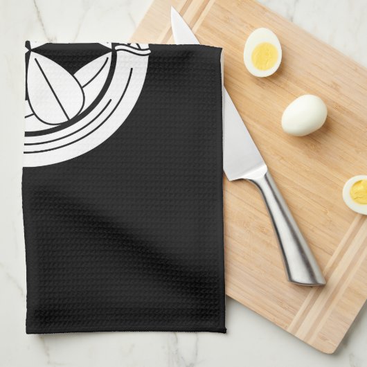 竹輪に九枚笹 KÜCHENTUCH (Viertel Falte)