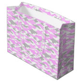 迷彩(ピンク) ラージペーパーバッグ GROßE GESCHENKTÜTE (Rückseite Schrägansicht)