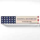 Suche nach amerikanische flagge namensplaketten Militär
