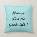 Suche nach goodnight kissen Typografie