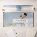 Suche nach die ein hält mousepads Foto