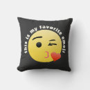 Suche nach emoji kissen Liebe