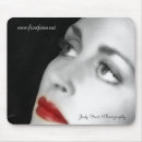 Suche nach das gesicht der frau mousepads Make up