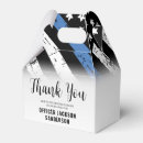 Suche nach polizist papier geschenk box Jede person