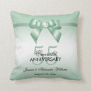 Suche nach mit bogen kissen Für sie/ihn