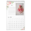 Suche nach rosa blumen kalender Foto