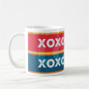 Suche nach umarmungen und küsse tassen Kaffee