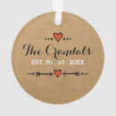 Suche nach herzen und pfeile ornamente Paar