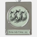 Suche nach schwarzes pferd ornamente Tier