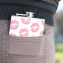 Suche nach lippen flachmänner Kuss
