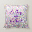 Suche nach hund im bett kissen Hunde