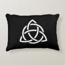 Suche nach keltische symbole kissen Triquetra
