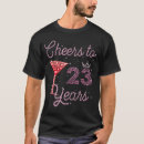 Suche nach 23 jahre alt tshirts Vintage