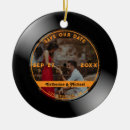 Suche nach retro hochzeit ornamente Jede person