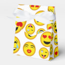 Suche nach emoji papier geschenk box Spaß