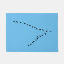 Suche nach fliegen v Gänse