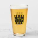 Suche nach nerd bierkrüge Für ihn