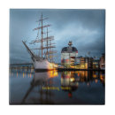 Suche nach hafen fliesen Schiff