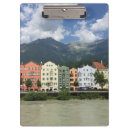Suche nach auf der stadt klemmbrett Wolken