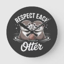 Suche nach otter wanduhren Jede person