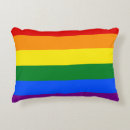 Suche nach regenbogenflagge kissen Que