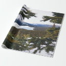 Suche nach schneebedeckte berge geschenkpapier Winter